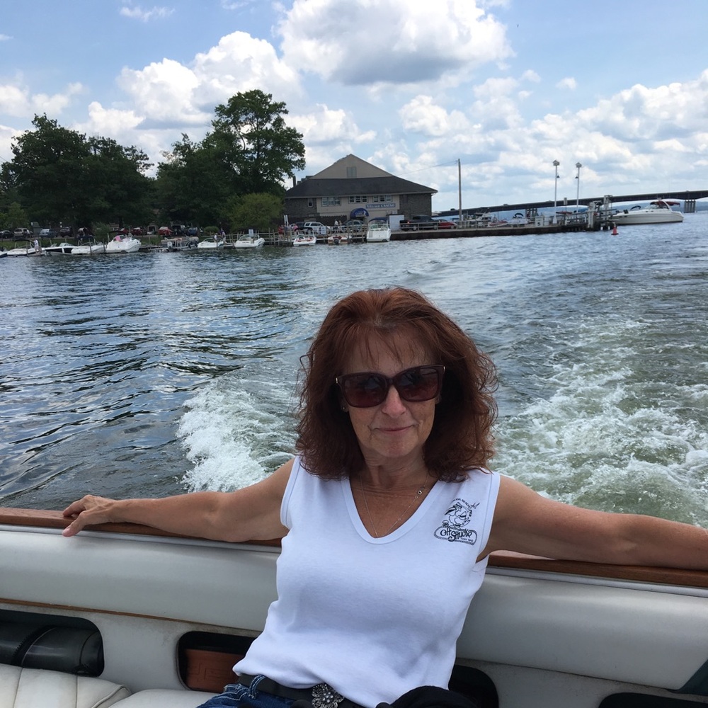 Meet your Posher, Lynda